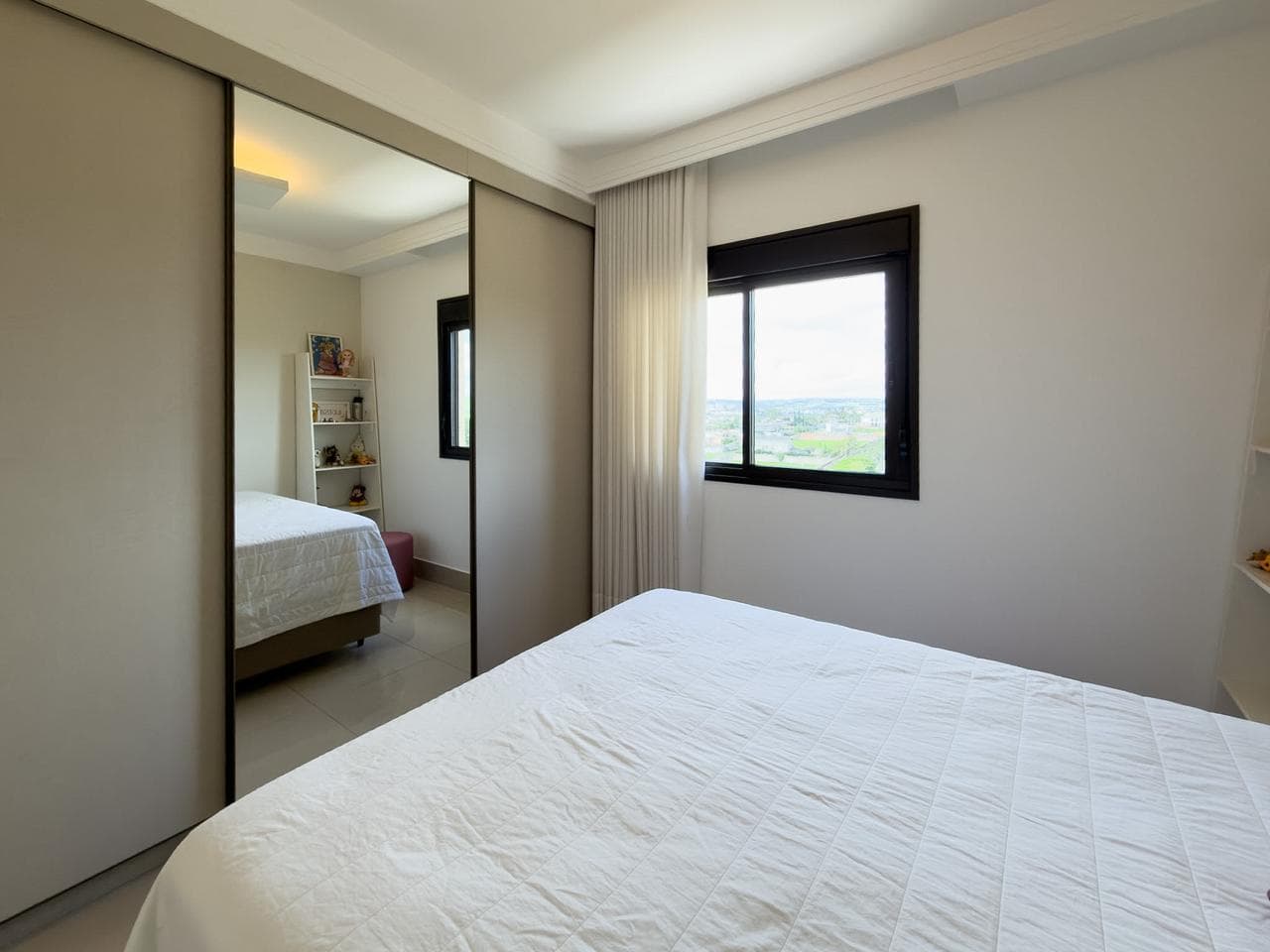 Apartamento alto padrão 4 dorms (1 suíte) com varanda gourmet e vista panorâmica - foto 11