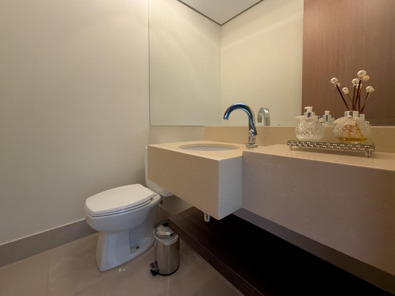 Apartamento alto padrão 4 dorms (1 suíte) com varanda gourmet e vista panorâmica - foto 28